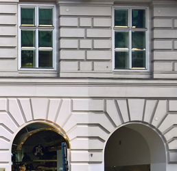 Hausfassade Popp & Kretschmer in Wien (Österreich)