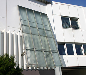  Bürogebäude Glasfassade Nordseite, Gladbacher Straße in Langenfeld